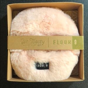 Floor 9 Plush Hand Warmer - Never Used!
